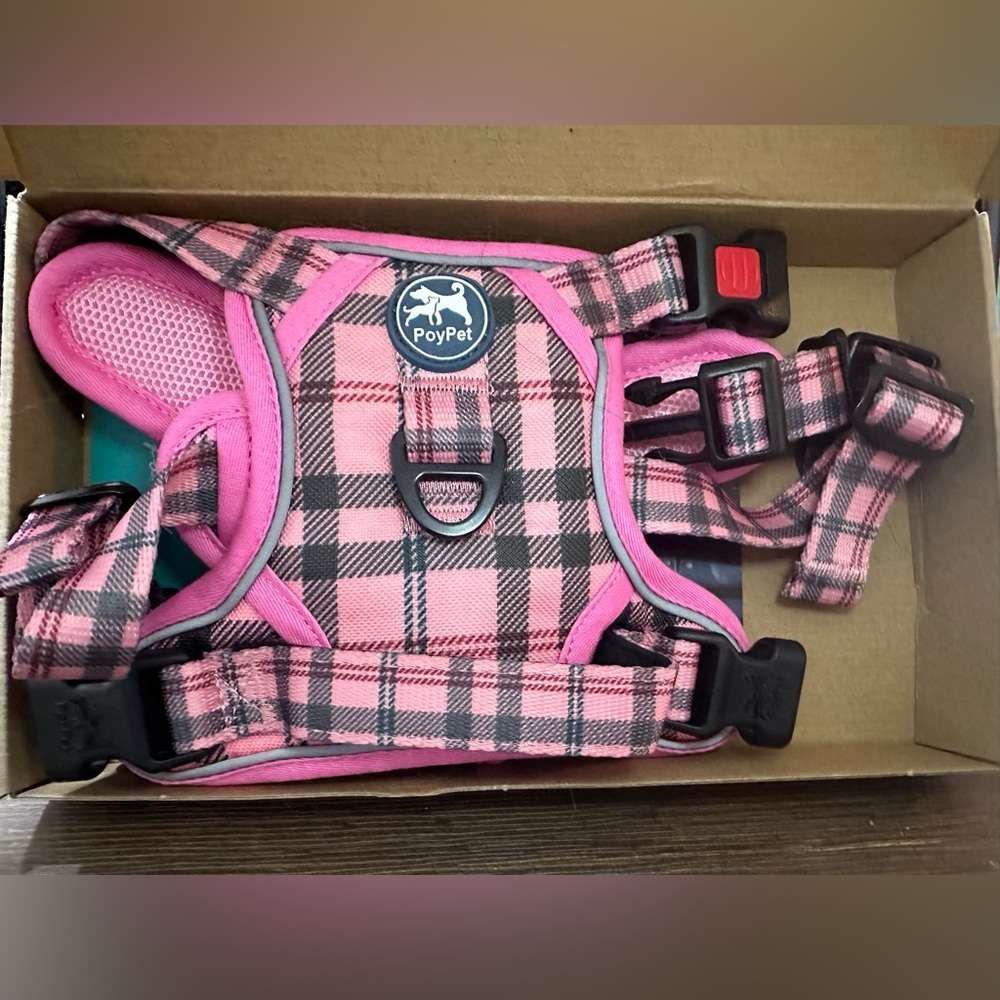 Size small•Pink Checkered PoyPet Dog Harness•New in Box